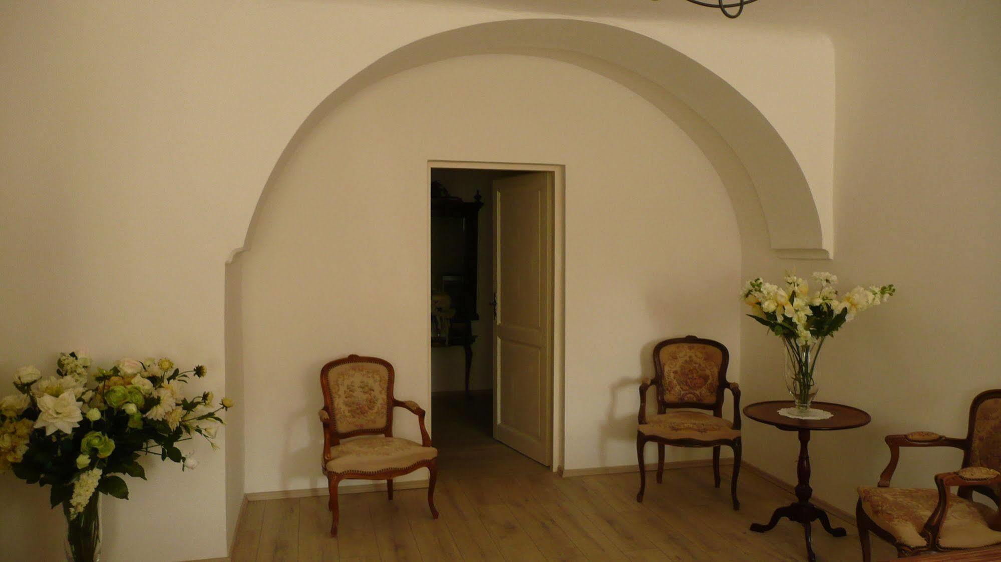 Apartment Dum U Cerneho Beranka Prague Exterior photo